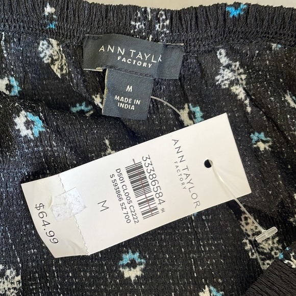 Ann Taylor Navy Print Off Shoulder Top - Picture 4 of 6